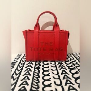 NWT Marc Jacobs small leather the tote bag - true red